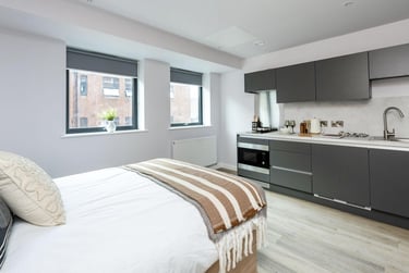 1 bed studio, Park Cross Street, City Centre, Leeds, LS12QJ - Image 3